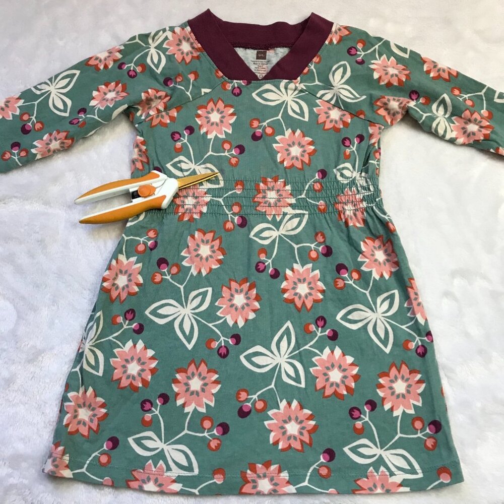 Tea Collection Floral Knit Dress Toddler Girls 2 Multicolor V-Neck 100% Cotton - Picture 11 of 12